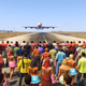 Illustration for article titled iGTA V/i Jumbo Jet vs 100 People